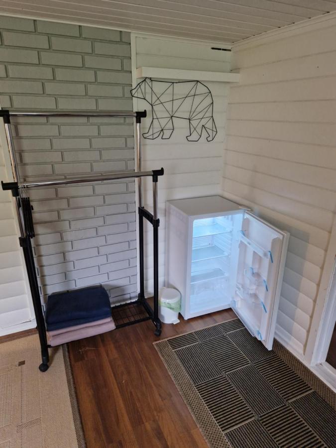 Your Place To In Lofoten At Our Family House! Alloggio in famiglia