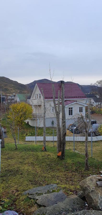 Rum i privatbostad Your Place To In Lofoten At Our Family House! *